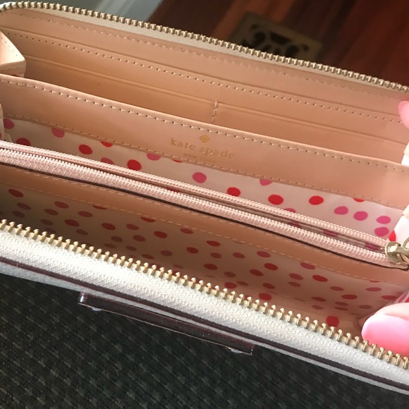 Cream kate spade Lacey wallet - Picture 2 of 4
